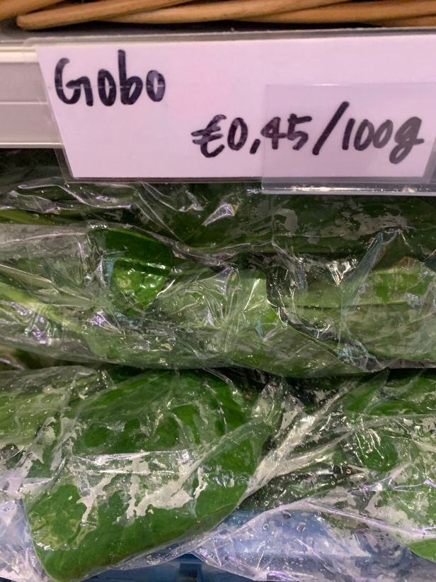 Went shopping at Japans Koreaans Delicatessen Shilla , Japanese Korean supermarket delicacy shop in Amsterdam. What vegetable is this and how should it be prepared? DLCS